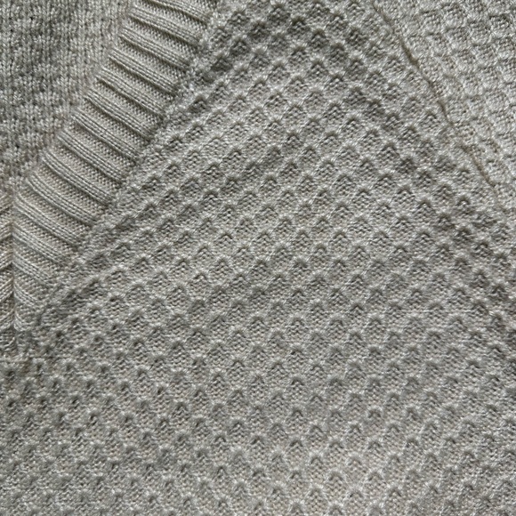 Women’s Vintage Sundowner by Erika Strasberg Honeycomb V-Neck Sweater - Picture 4 of 9